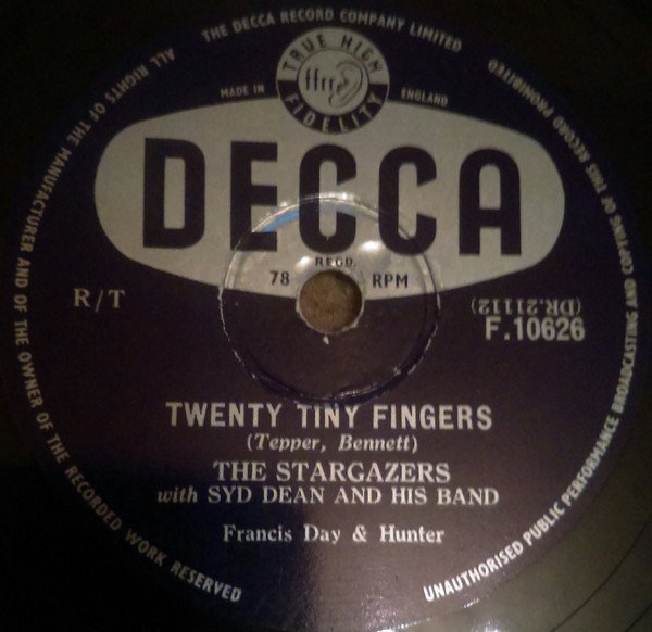 The Stargazers - Twenty Tiny Fingers / An Old Beer Bottle